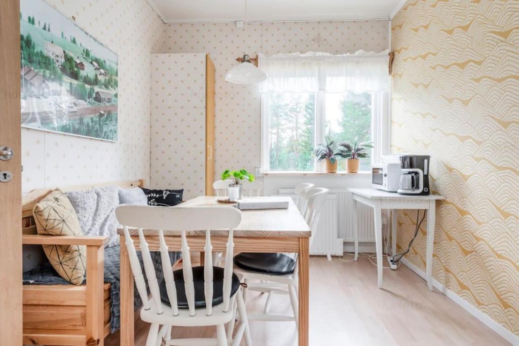 Fjaellnaera Stuga Med Laengdspar & Sjoe I Naerheten Vemhan Экстерьер фото